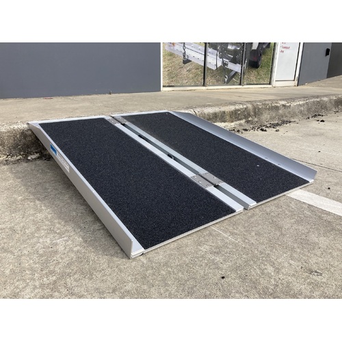 Ramptec 3 Foot Aluminium Wheelchair / Scooter Ramp Portable with Grit Tape